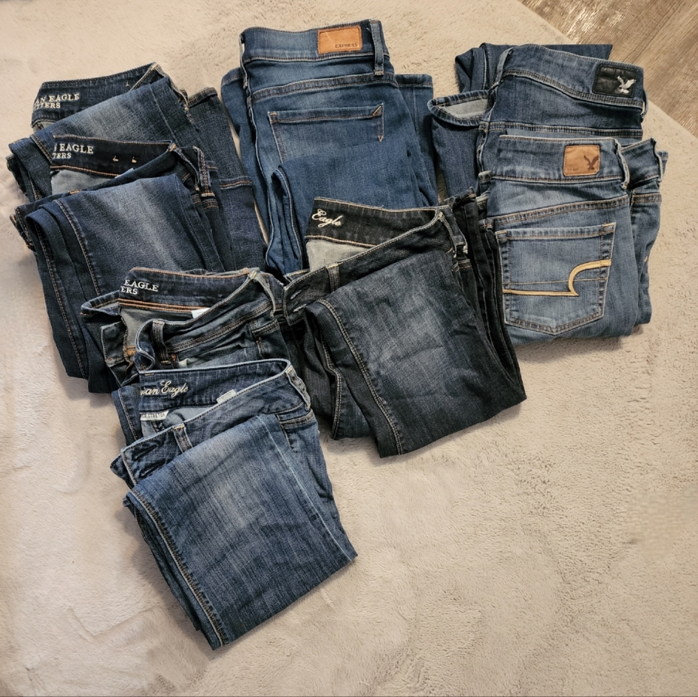 7 pair of American Eagle Jeans LIKE NEW